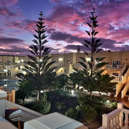 'casa Ideal' A22 - Arenas Complex Daire *